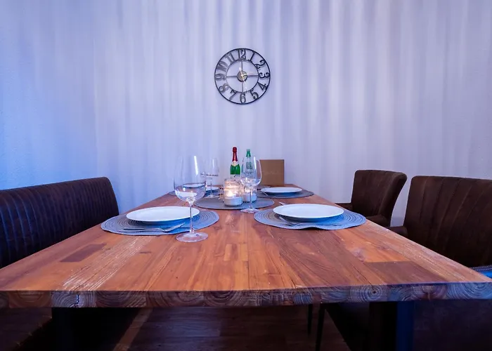 Primeloft Stadtblick - Stilvoll & Modern - Zentrum - Bis 5 Pers - Mit Parkplatz *